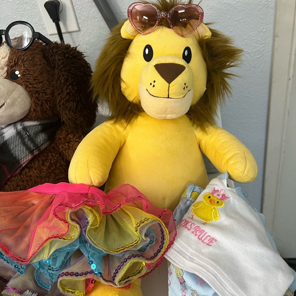 HUGE Build-a-Bear bundle! - Picture 2 of 7